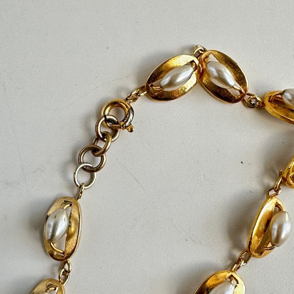 Gold Tone Faux Pearl Bracelet Dainty 6.5" - Picture 4 of 6